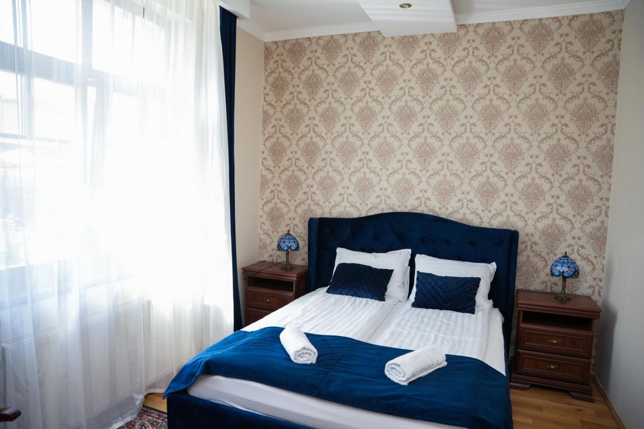 Varkert Deluxe Apartmanhaz Miskolc Exterior photo