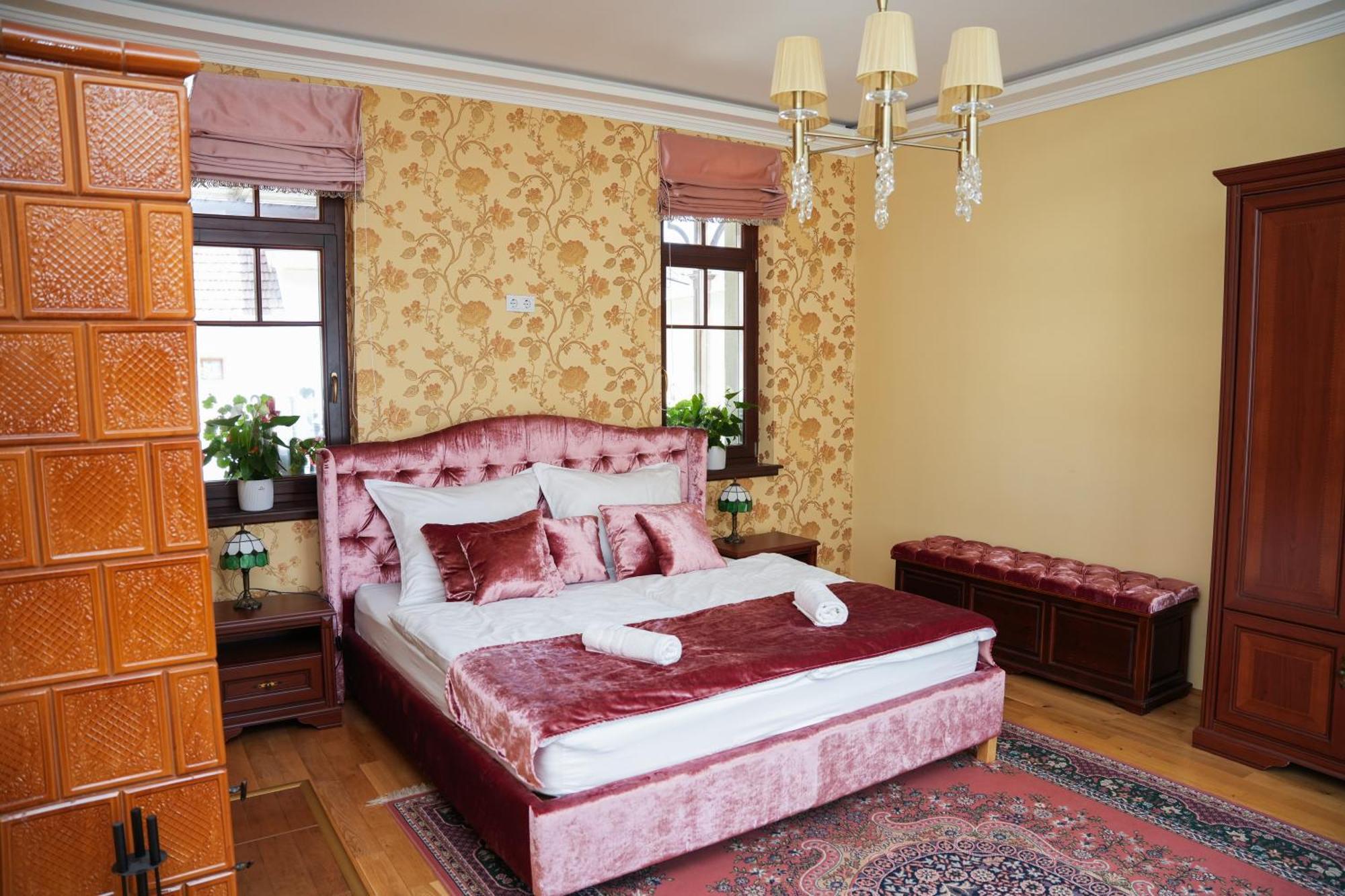 Varkert Deluxe Apartmanhaz Miskolc Exterior photo